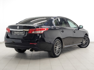 фото Renault Latitude 2013