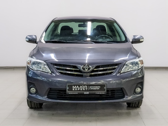 фото Toyota Corolla X 2011
