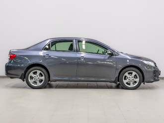 фото Toyota Corolla X 2011