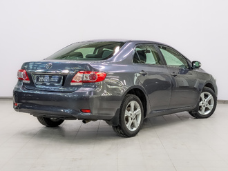 фото Toyota Corolla X 2011