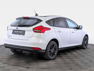 фото Ford Focus III 2017