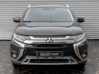 фото Mitsubishi Outlander III 2019