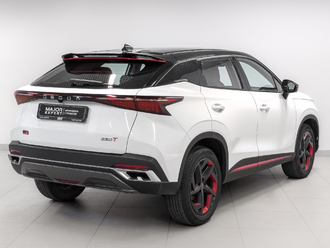 фото Omoda C5 I 2022
