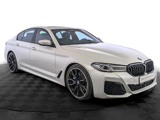 фото BMW 5 (G30/F90) 2022