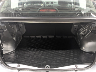 фото Renault Logan II 2021