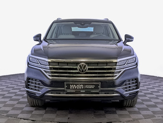 фото Volkswagen Touareg III 2021