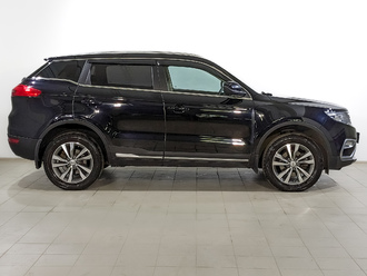 фото Geely Atlas 2021
