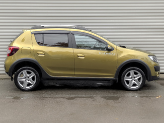 фото Renault Sandero II 2015