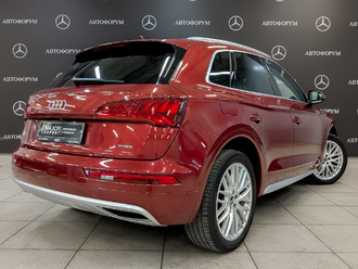 фото Audi Q5 (B9) 2019