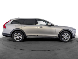 фото Volvo V90 CC 2017