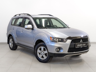 фото Mitsubishi Outlander II 2011