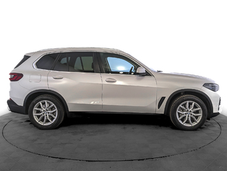 фото BMW X5 (G05/F95) 2021