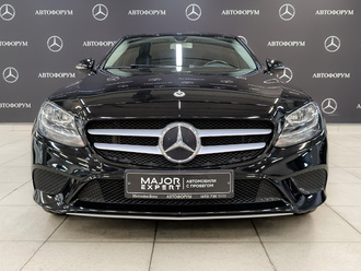 фото Mercedes-Benz C (W/S205) 2019
