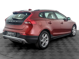 фото Volvo V40 II 2013