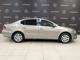 фото Volkswagen Passat B7 2013