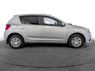 фото Renault Sandero II 2017
