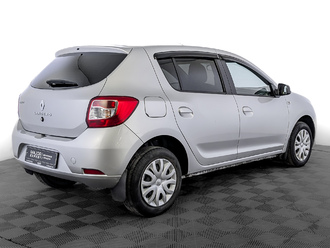 фото Renault Sandero II 2017