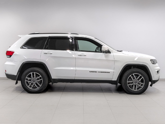 фото Jeep Grand Cherokee IV (WK2) 2021