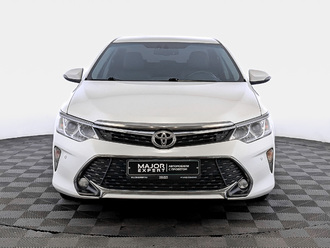 фото Toyota Camry VII 2015