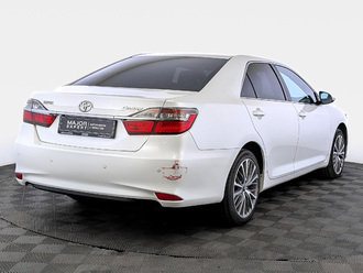 фото Toyota Camry VII 2015