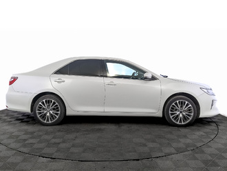 фото Toyota Camry VII 2015