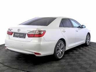 фото Toyota Camry VII 2015