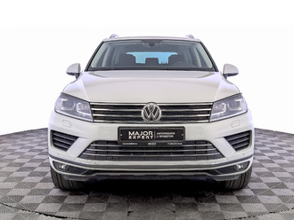 фото Volkswagen Touareg II 2017