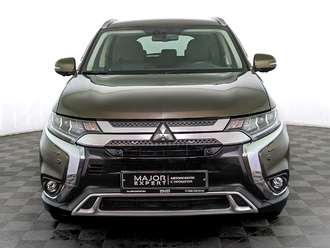 фото Mitsubishi Outlander III 2019