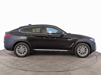 фото BMW X4 (G02/F98) 2022