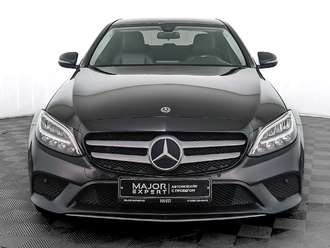 фото Mercedes-Benz C (W/S205) 2019