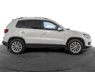 фото Volkswagen Tiguan I 2015
