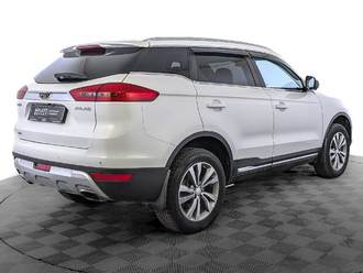 фото Geely Atlas 2021