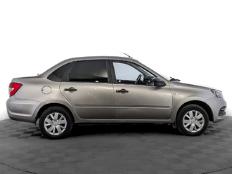 фото Lada Granta II 2020