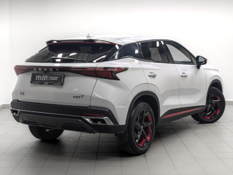 фото Omoda C5 I 2023