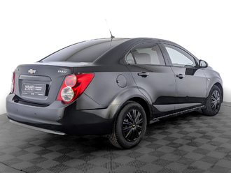 фото Chevrolet Aveo (T300) 2015