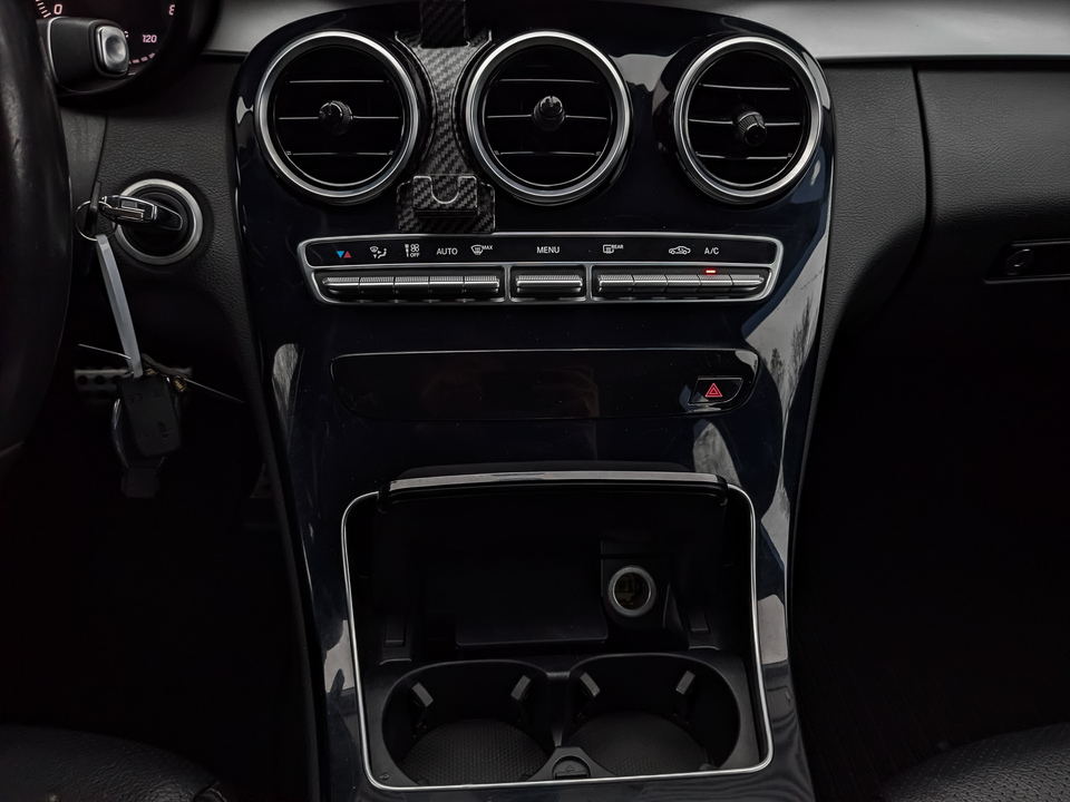 Mercedes-Benz C-Класс с пробегом в автосалоне Форис Авто