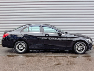 фото Mercedes-Benz C (W/S205) 2018