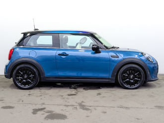 фото Mini Mini III (F56/F55) 2021