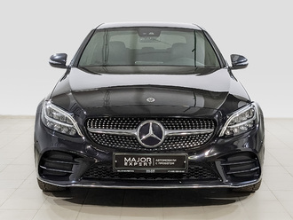фото Mercedes-Benz C (W/S205) 2019