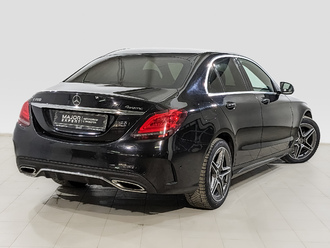 фото Mercedes-Benz C (W/S205) 2019