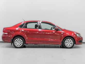 фото Volkswagen Polo Sedan 2012