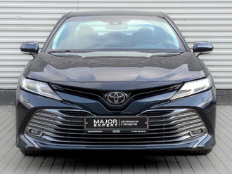 фото Toyota Camry VIII 2018