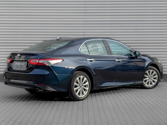 фото Toyota Camry VIII 2018