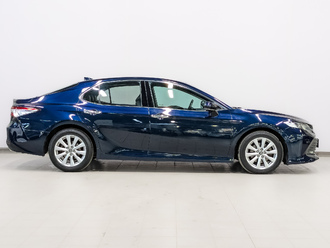 фото Toyota Camry VIII 2018