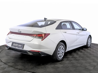 фото Hyundai Elantra VII 2021