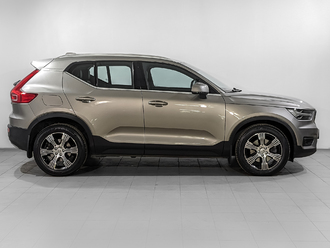 фото Volvo XC40 I 2019