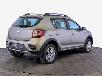 фото Renault Sandero II 2016