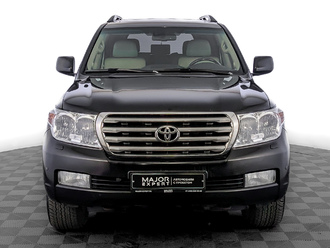фото Toyota Land Cruiser 200 2010