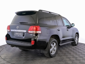 фото Toyota Land Cruiser 200 2010