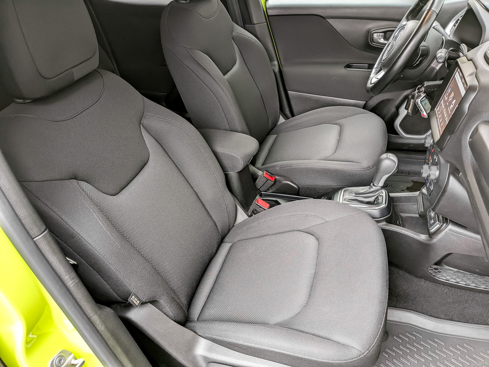 Jeep Renegade с пробегом в автосалоне Форис Авто